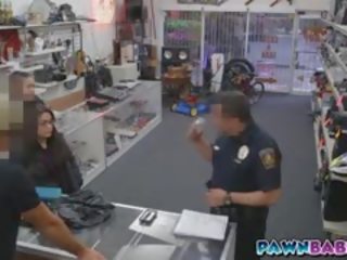 Latina femme fatale Startes Sucking Cop's Big pecker And Had A Facial
