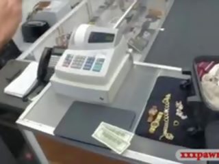 Латинка стюардеса вдарив на в pawnshop